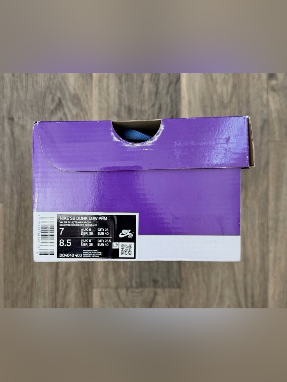 Nike SB Dunk Low Premium Philadelphia Phillies DQ4040-400 Sz 7 OG Laces + OG Box - Picture 8 of 9